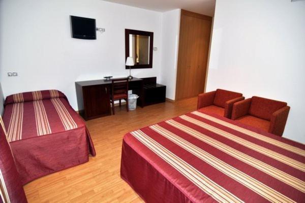 Norte Hotel Villanueva de Gallego Exterior photo